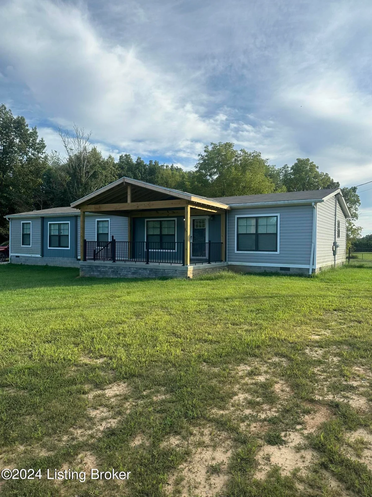 259 Burgandy Ln - Main photo