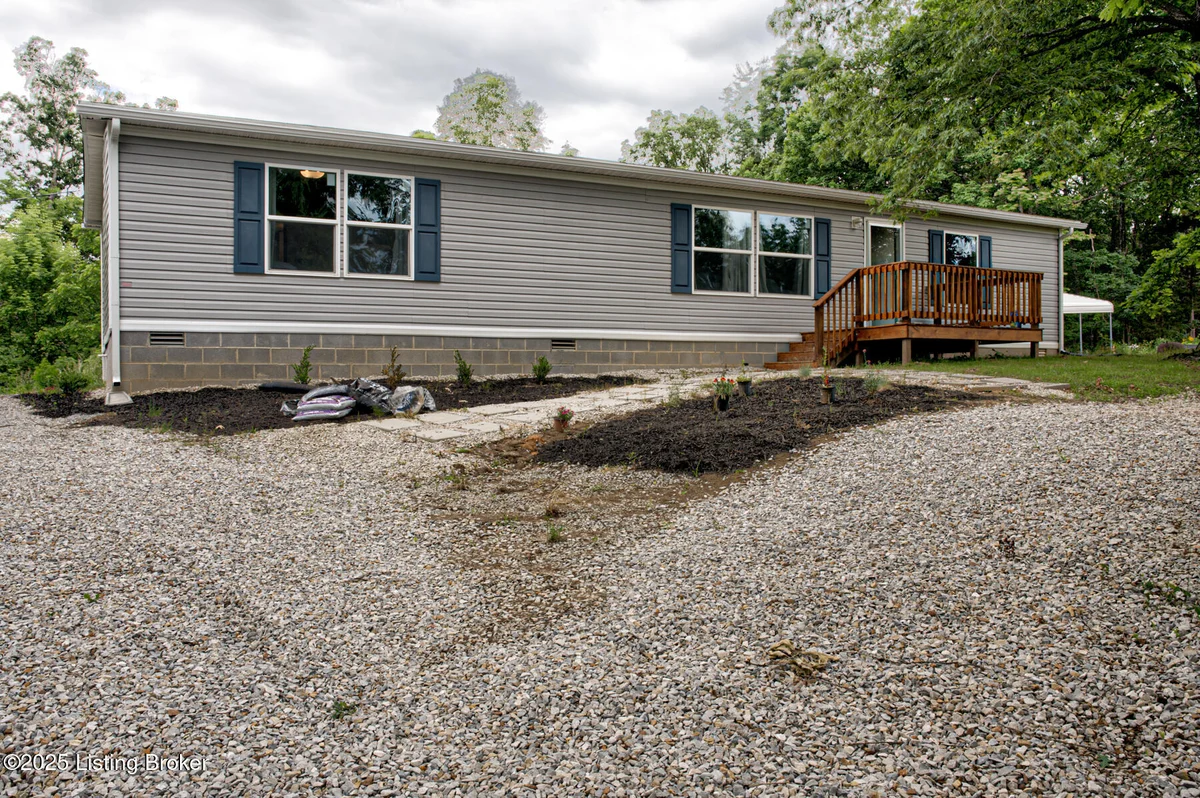 233 Rambling Ridge Rd - Main photo