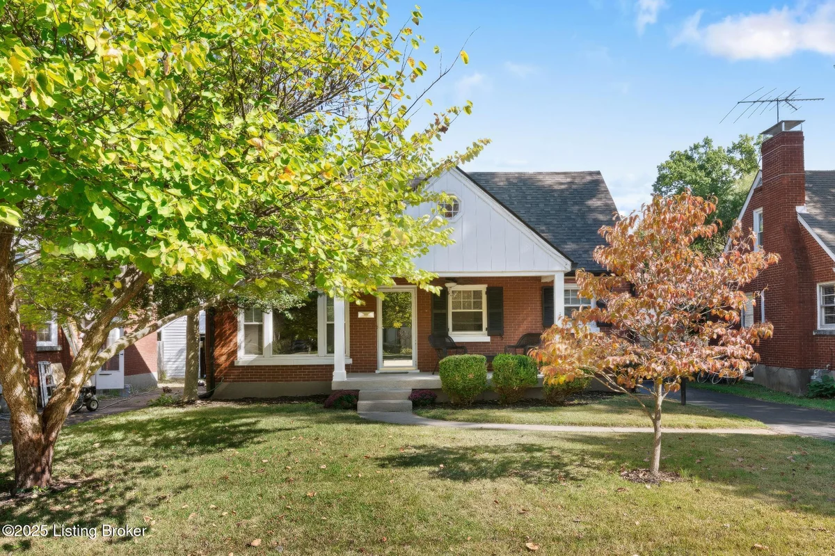 809 Cannons Ln - Main photo