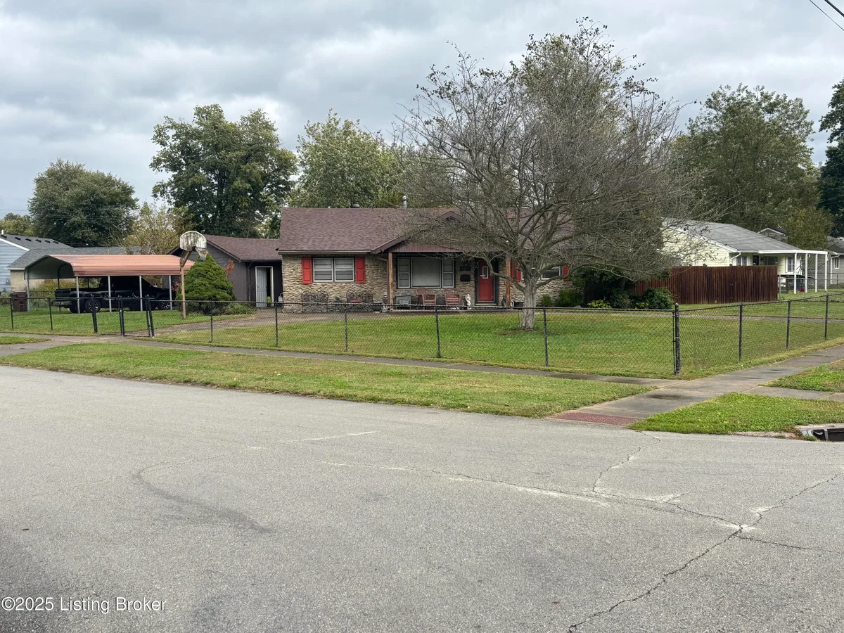 7213 Rainbow Dr - Main photo