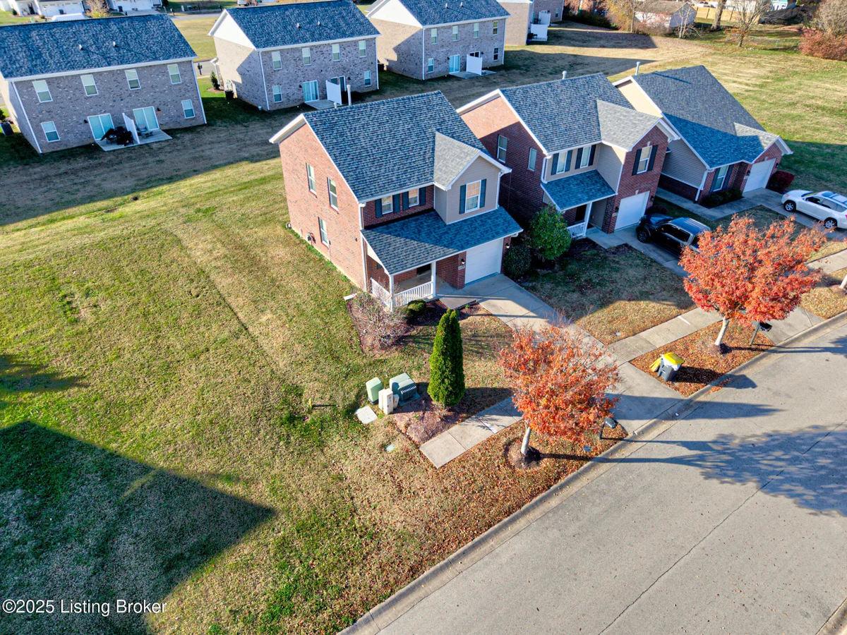 6106 Dewitt Dr - Main photo