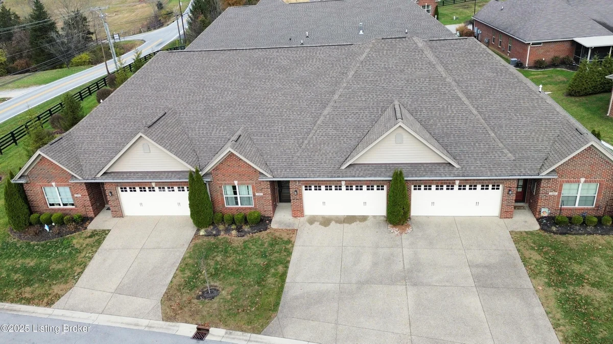 1903 Eagles Landing Dr - Main photo