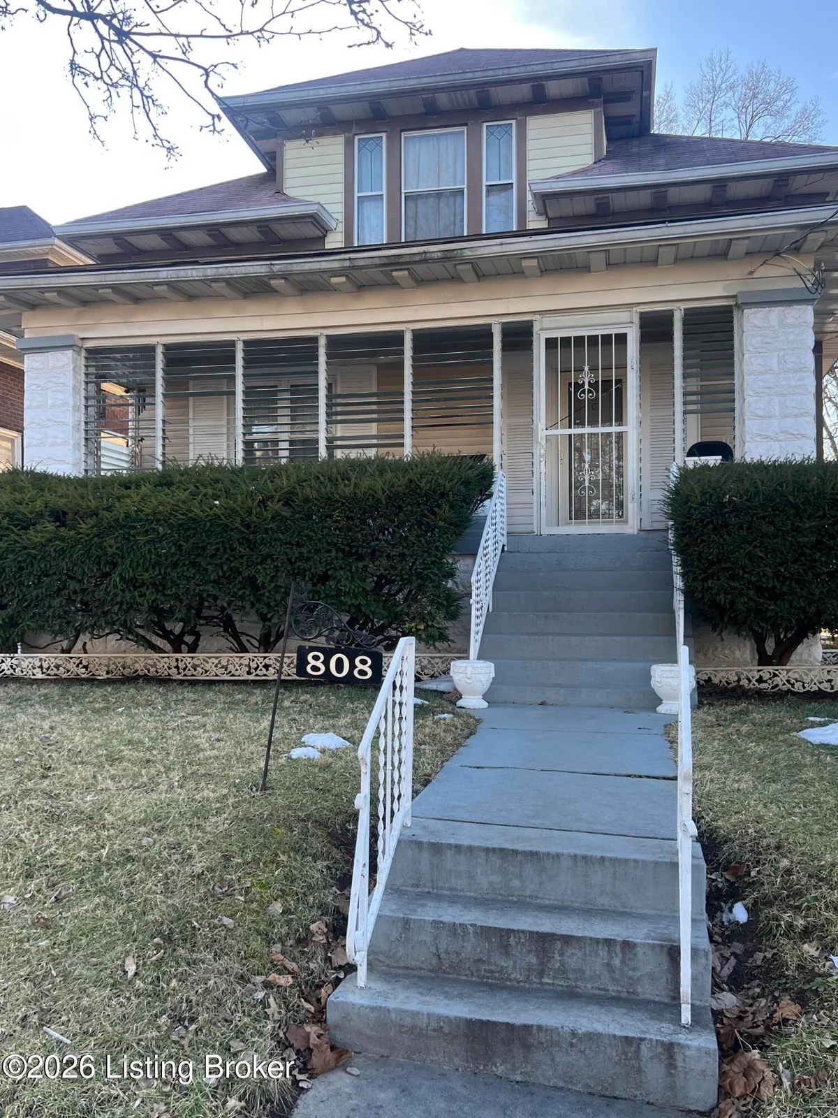 808 Cecil Ave - Main photo