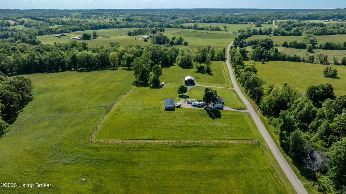 1089 Warner Ridge Rd - Main photo