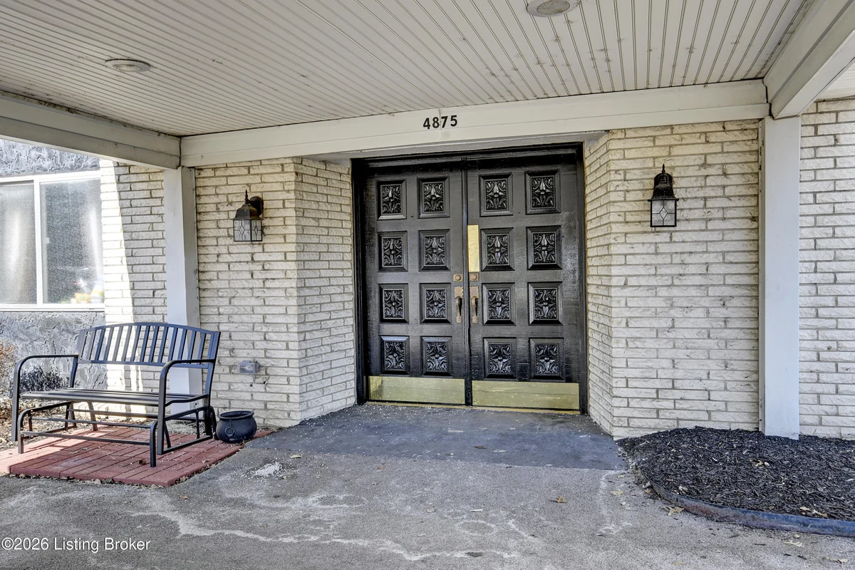 4875 Sherburn Ln UNIT 3D - Main photo