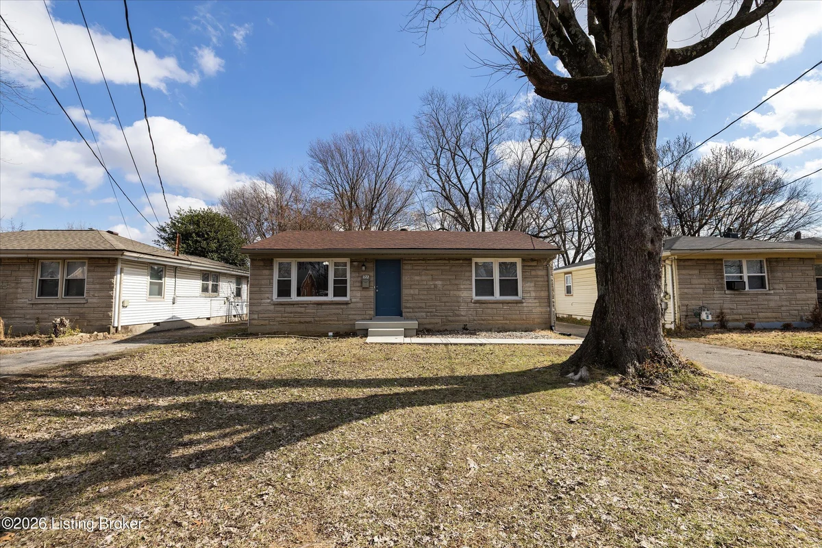 1122 Loretta St - Main photo