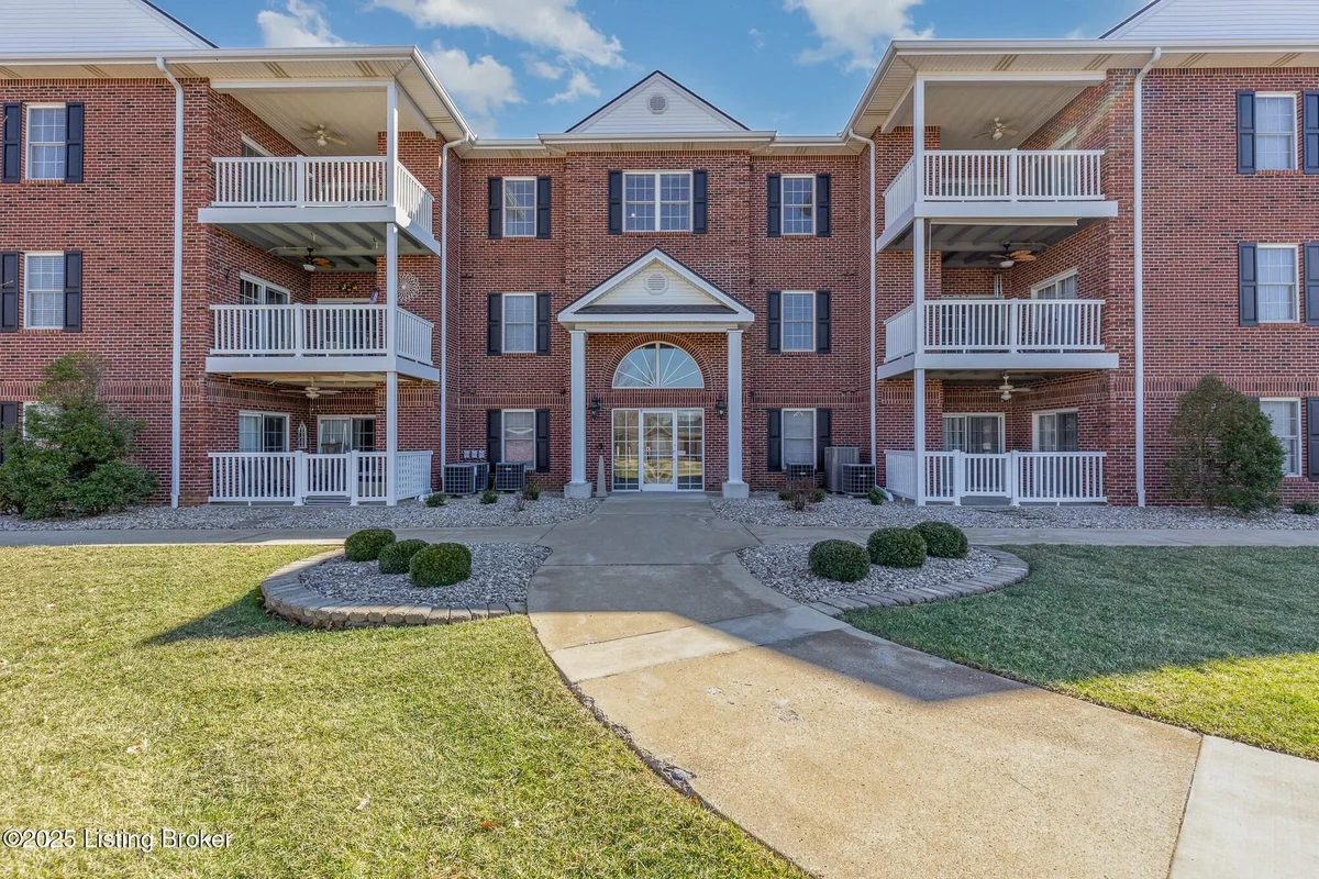 141 Chase Way 207 - Main photo