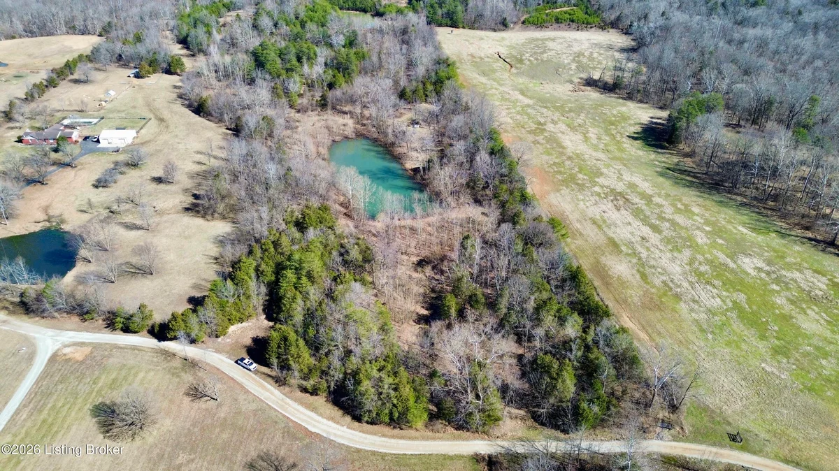Tract 2 Shain Dr - Main photo