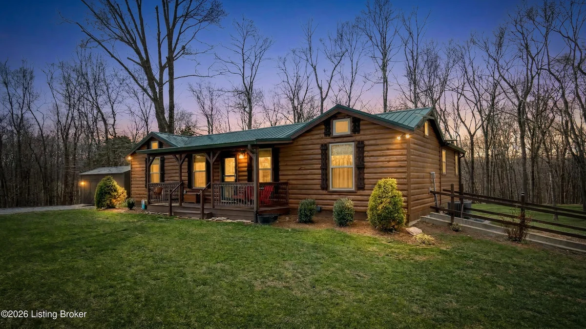 8543 Elmburg Rd - Main photo