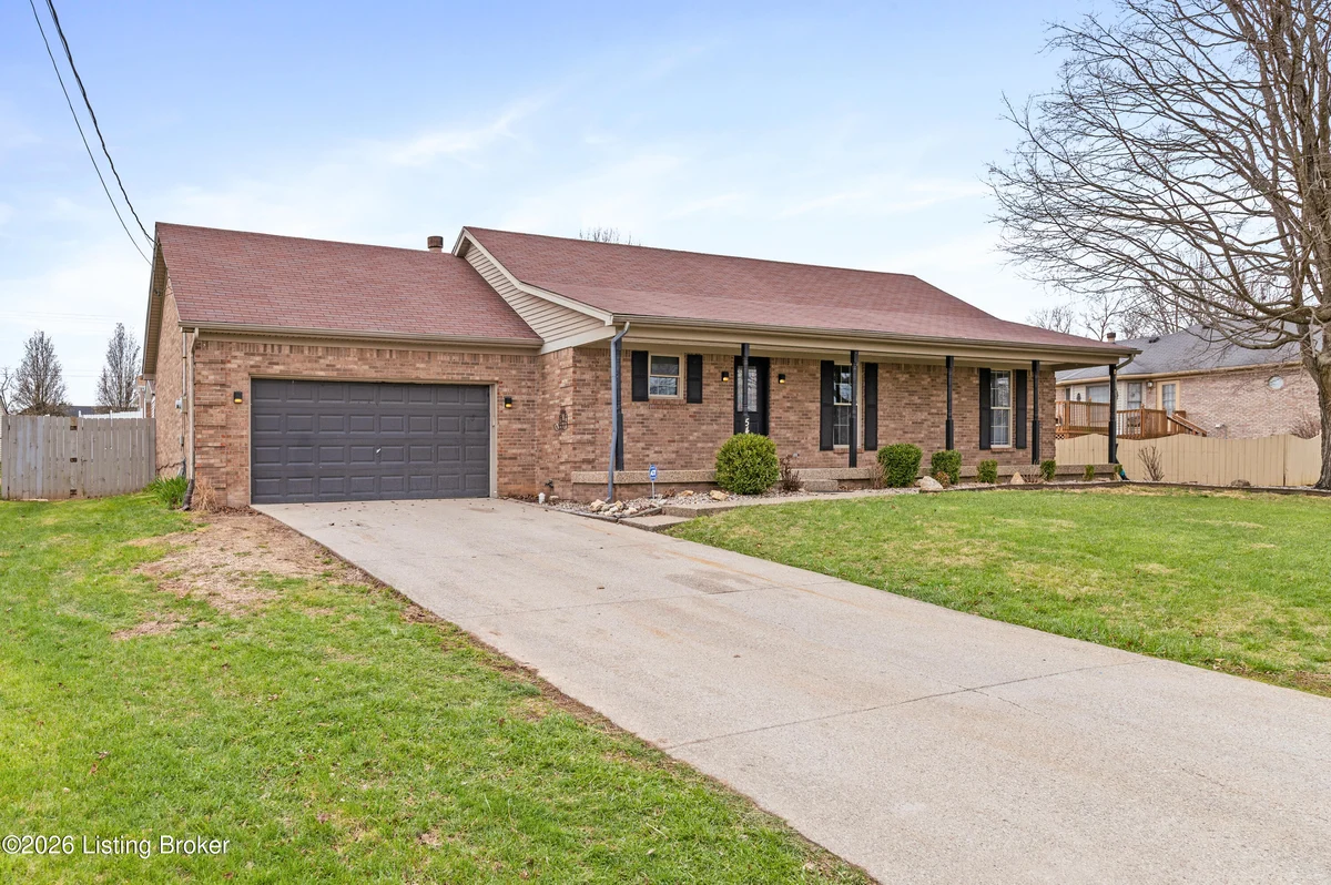 544 Jasper Ln - Main photo