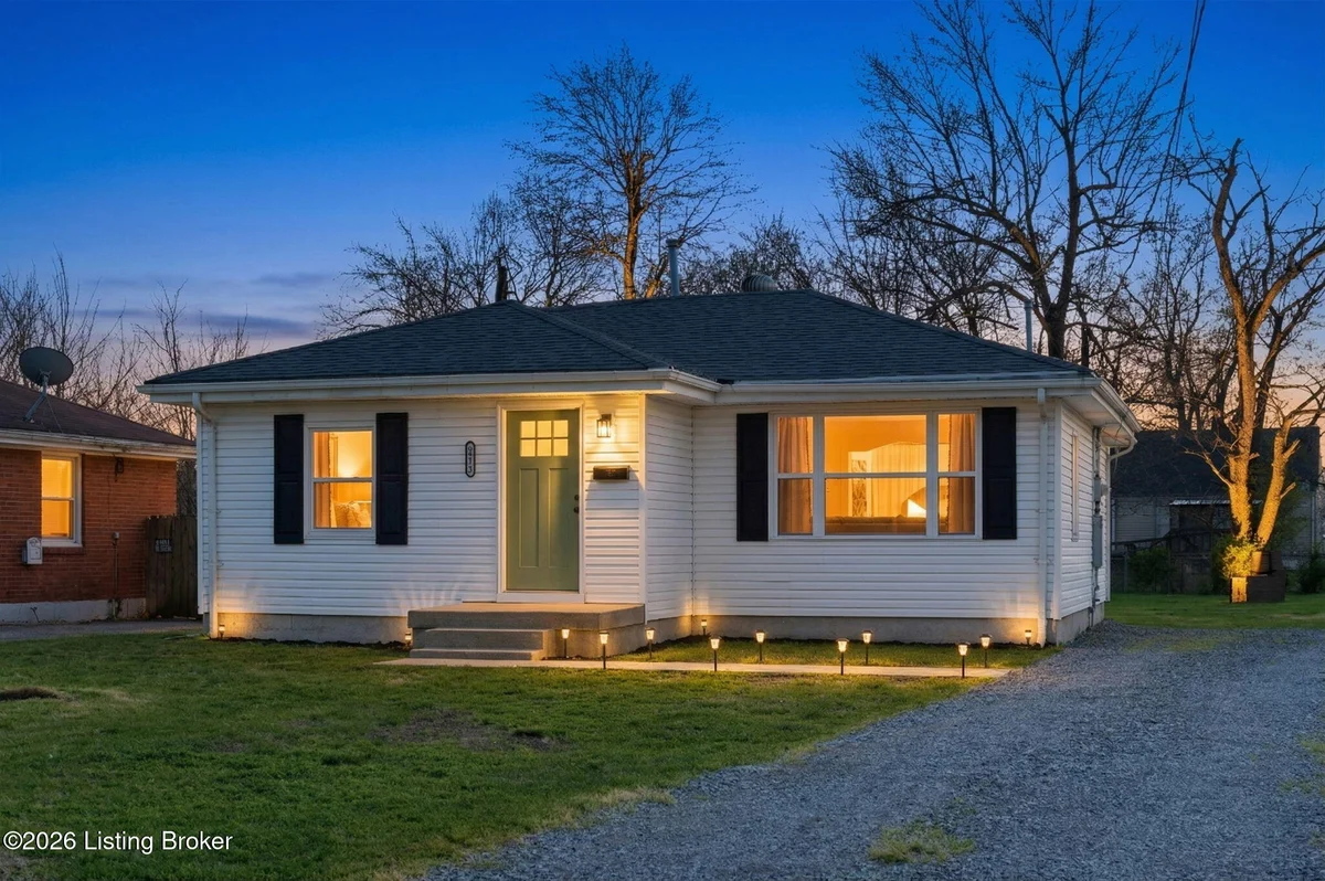 6918 Bowen Ave - Main photo