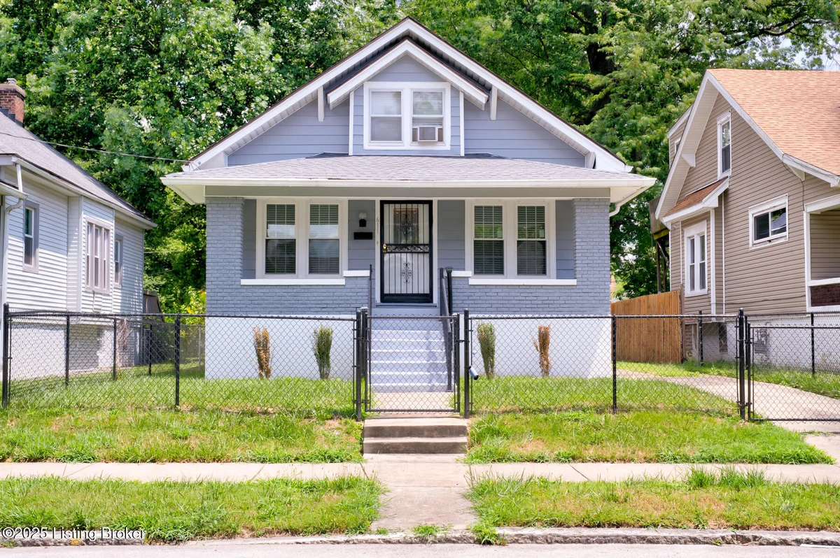 611 Cecil Ave - Main photo