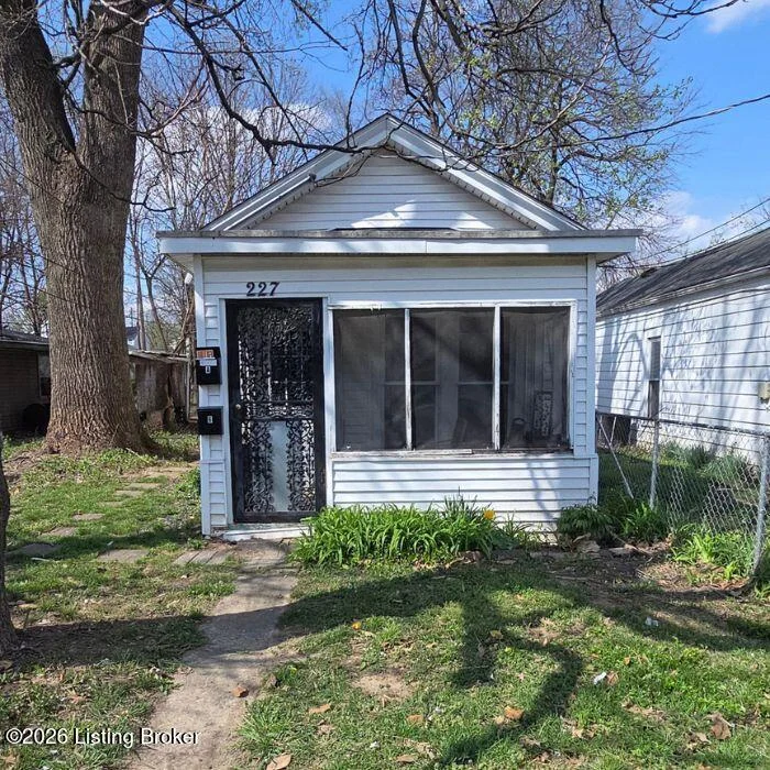 227 Ottawa Ave - Main photo