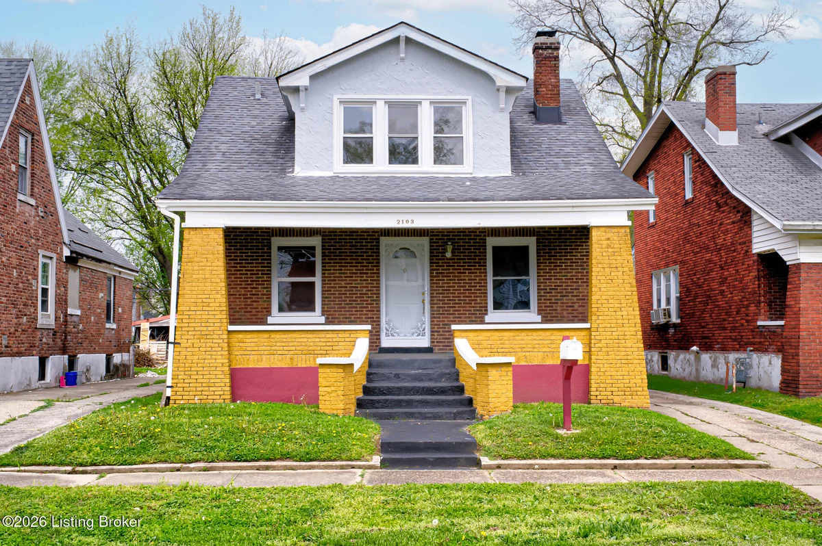 2103 Oregon Ave - Main photo