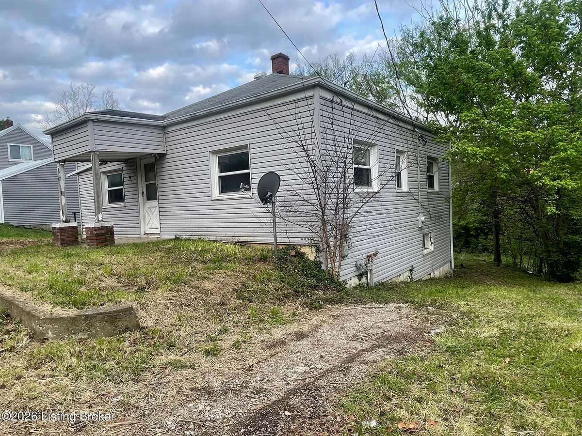 74 Benson Pike - Main photo