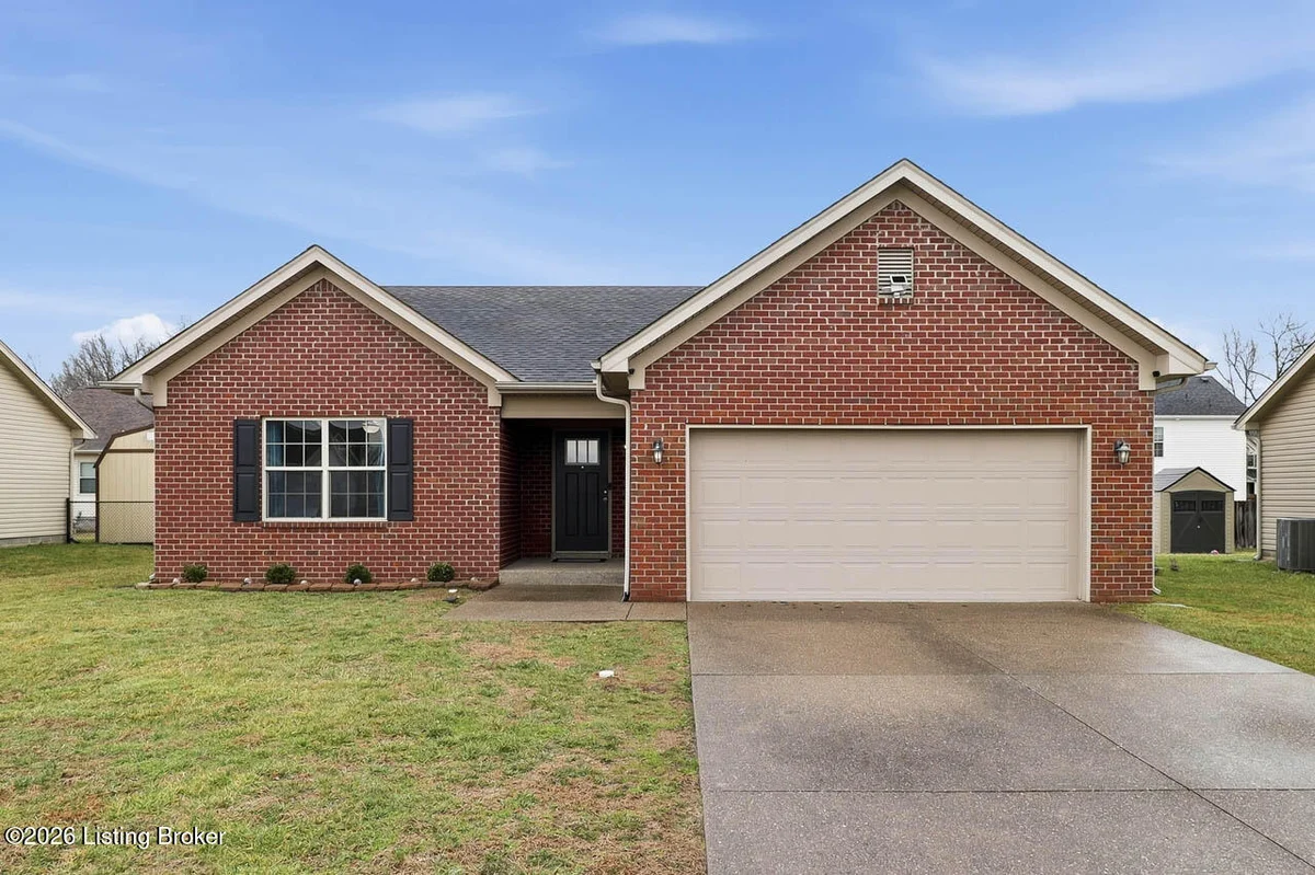 306 Mallard Pointe Blvd - Main photo