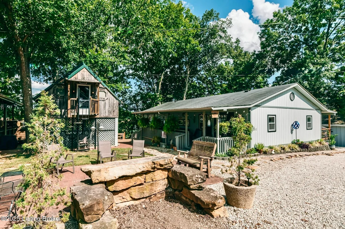 498 Rainbow Knob Ln - Main photo