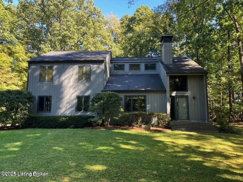 3203 Kings Ct - Main photo