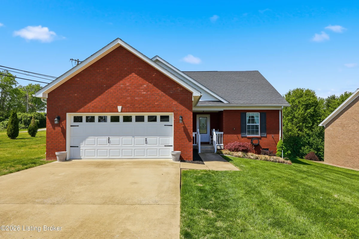 9 Mockingbird Dr - Main photo