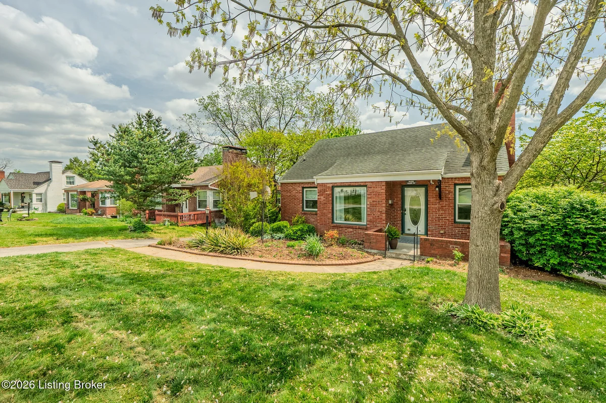 1420 Falcon Dr - Main photo