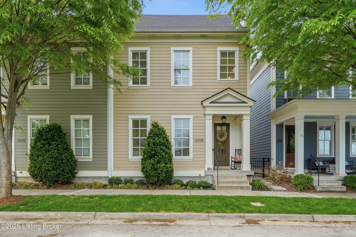 10938 Kings Crown Dr - Main photo