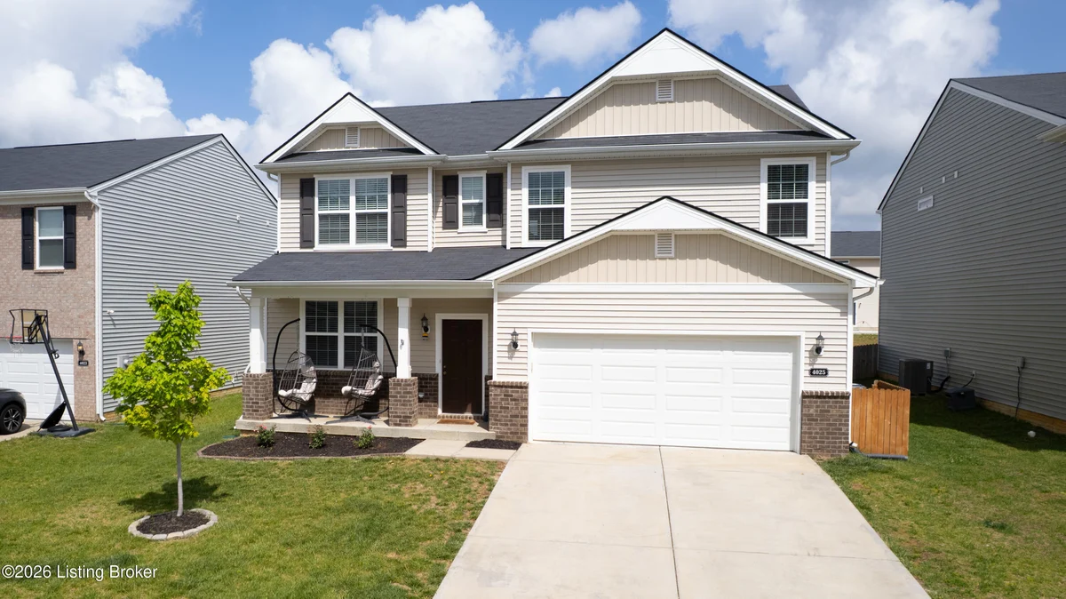 4025 White Pine Ln - Main photo