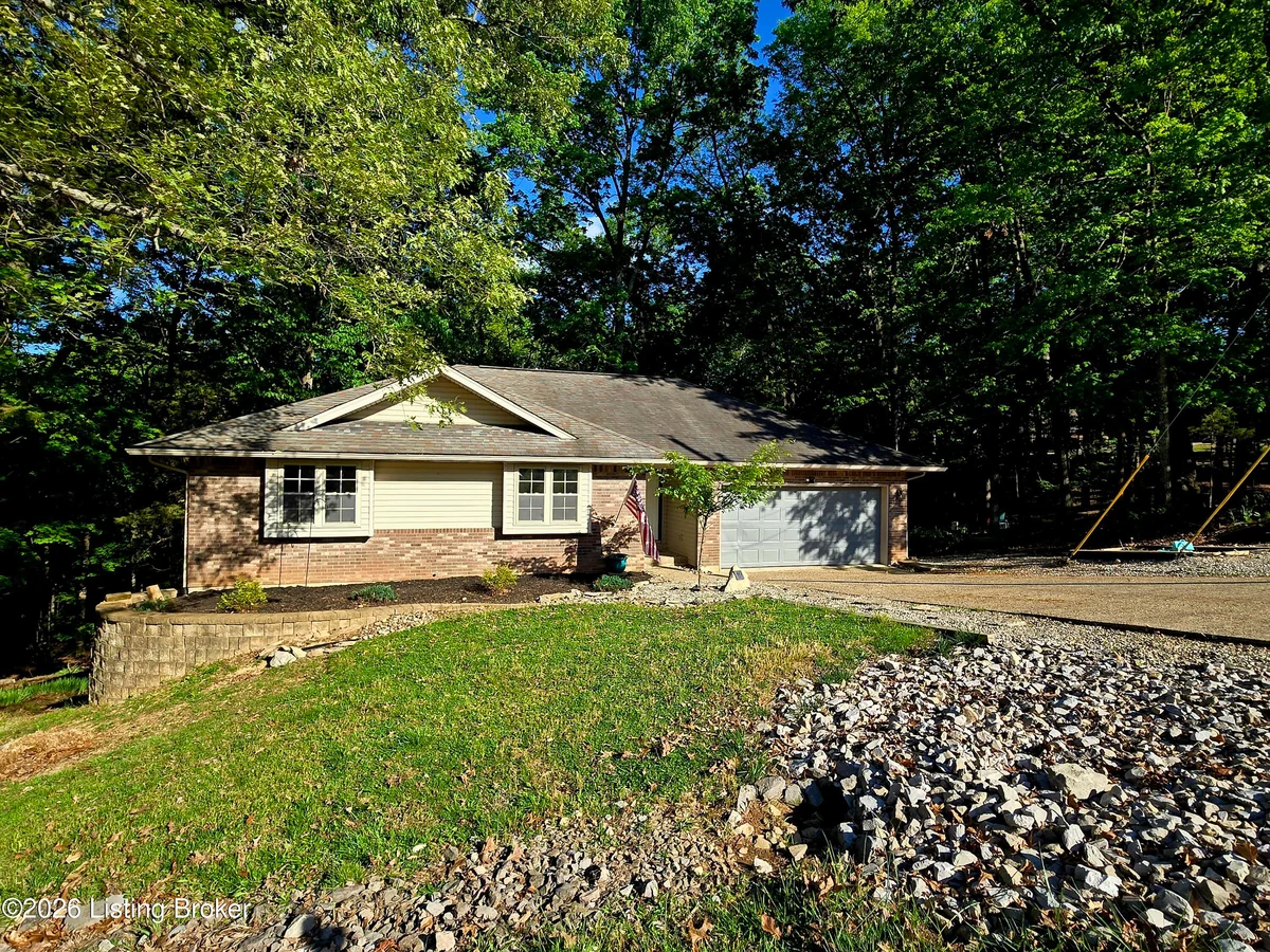 40 Ivy Ct - Main photo