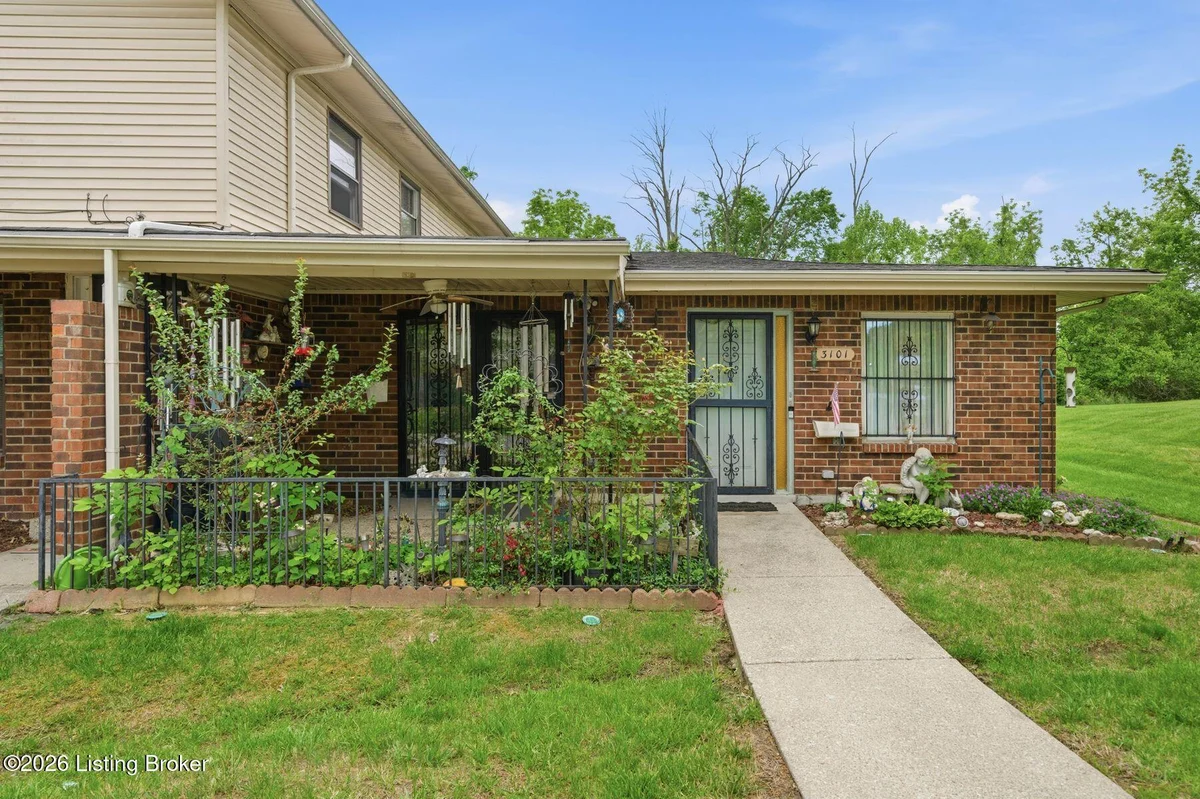 3101 Meadowside Ct - Main photo