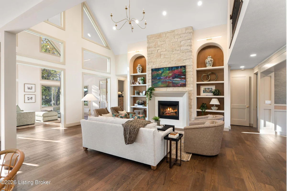 208 Keystone Ct - Main photo