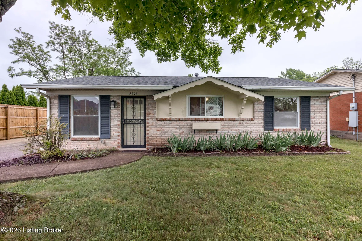 9801 Chambers Ct - Main photo