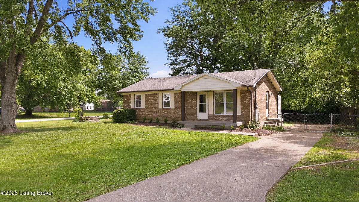 163 Kimberly Dr - Main photo