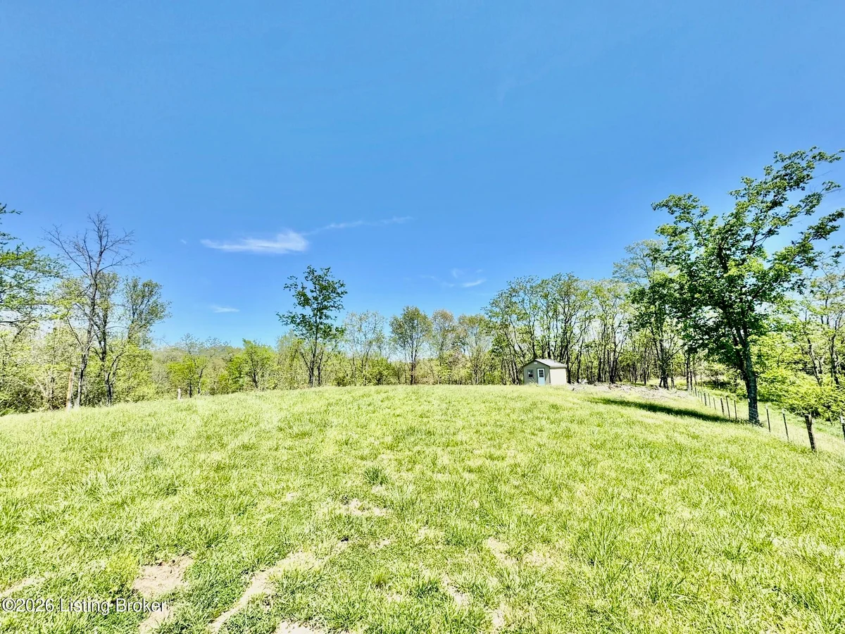 1041 Mays Rd - Main photo