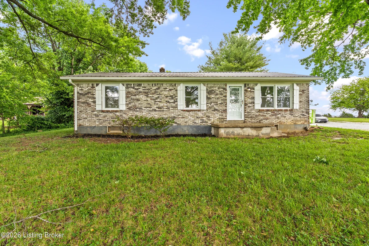153 Stonehouse Rd - Main photo