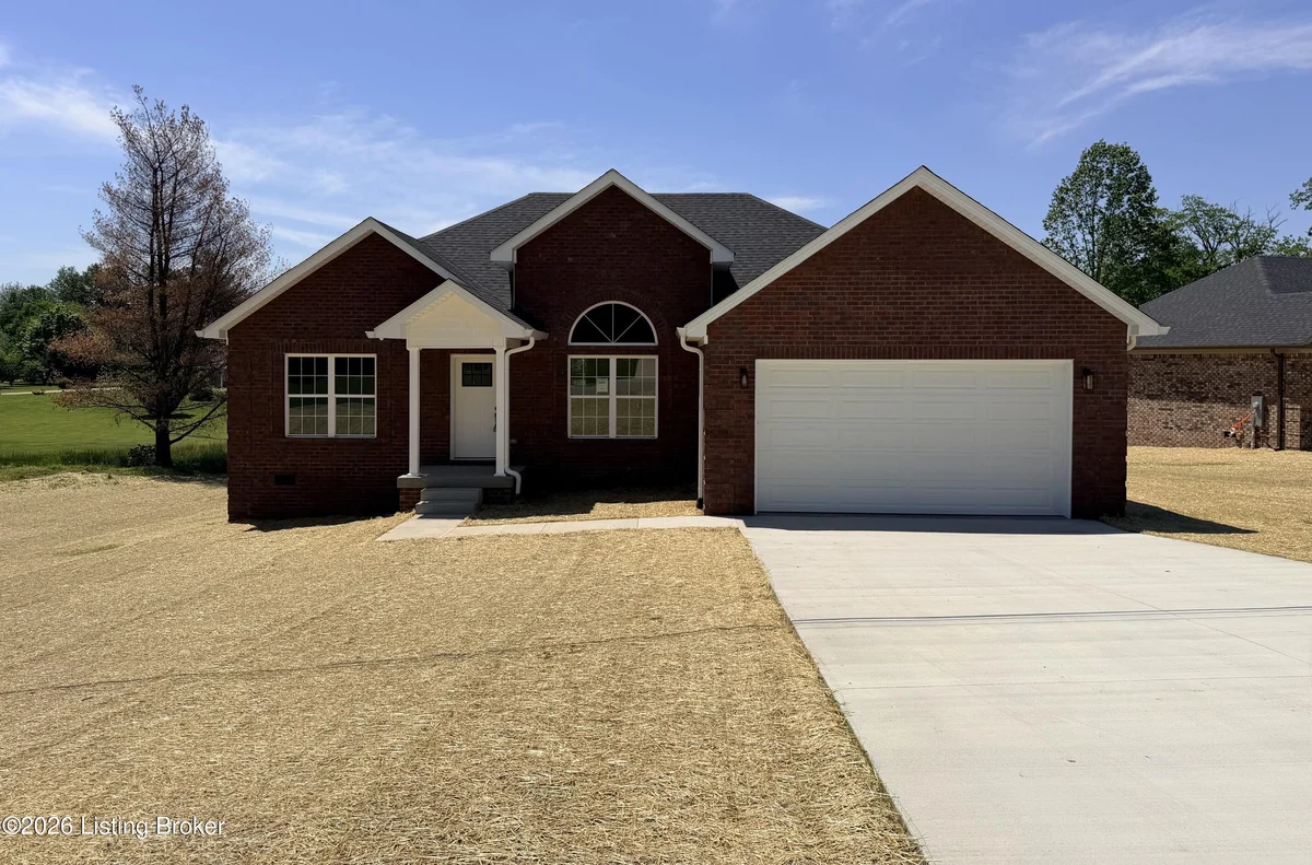 1460 Tucker Dr - Main photo