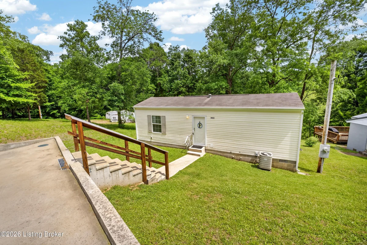 2825 Hidden Valley Ln - Main photo