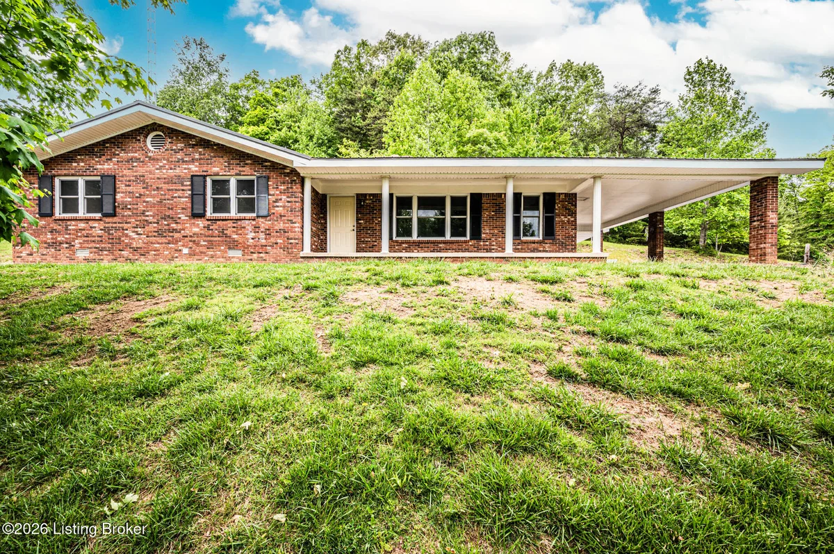 915 Brier Creek Rd - Main photo