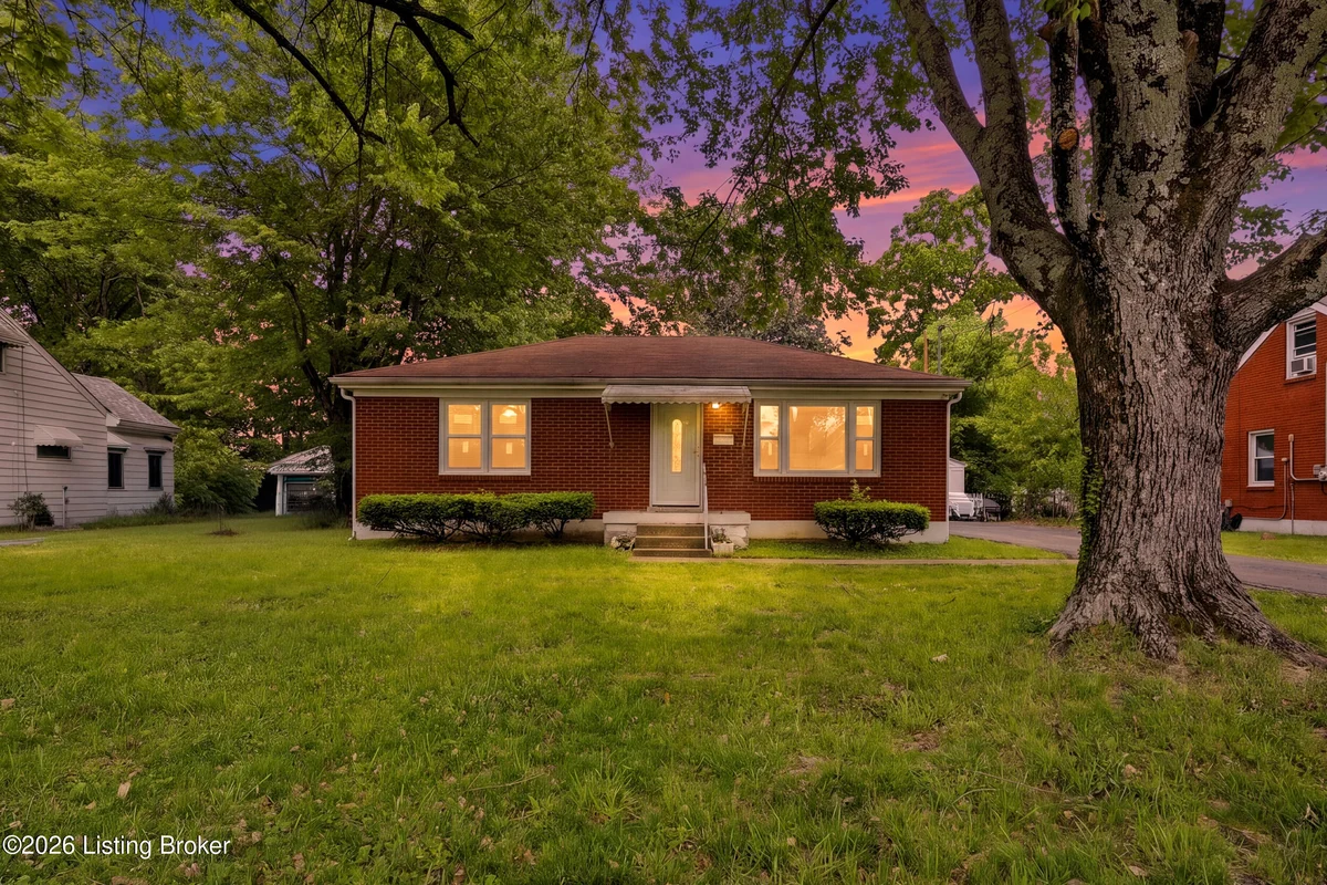 4929 Forest Park Dr - Main photo