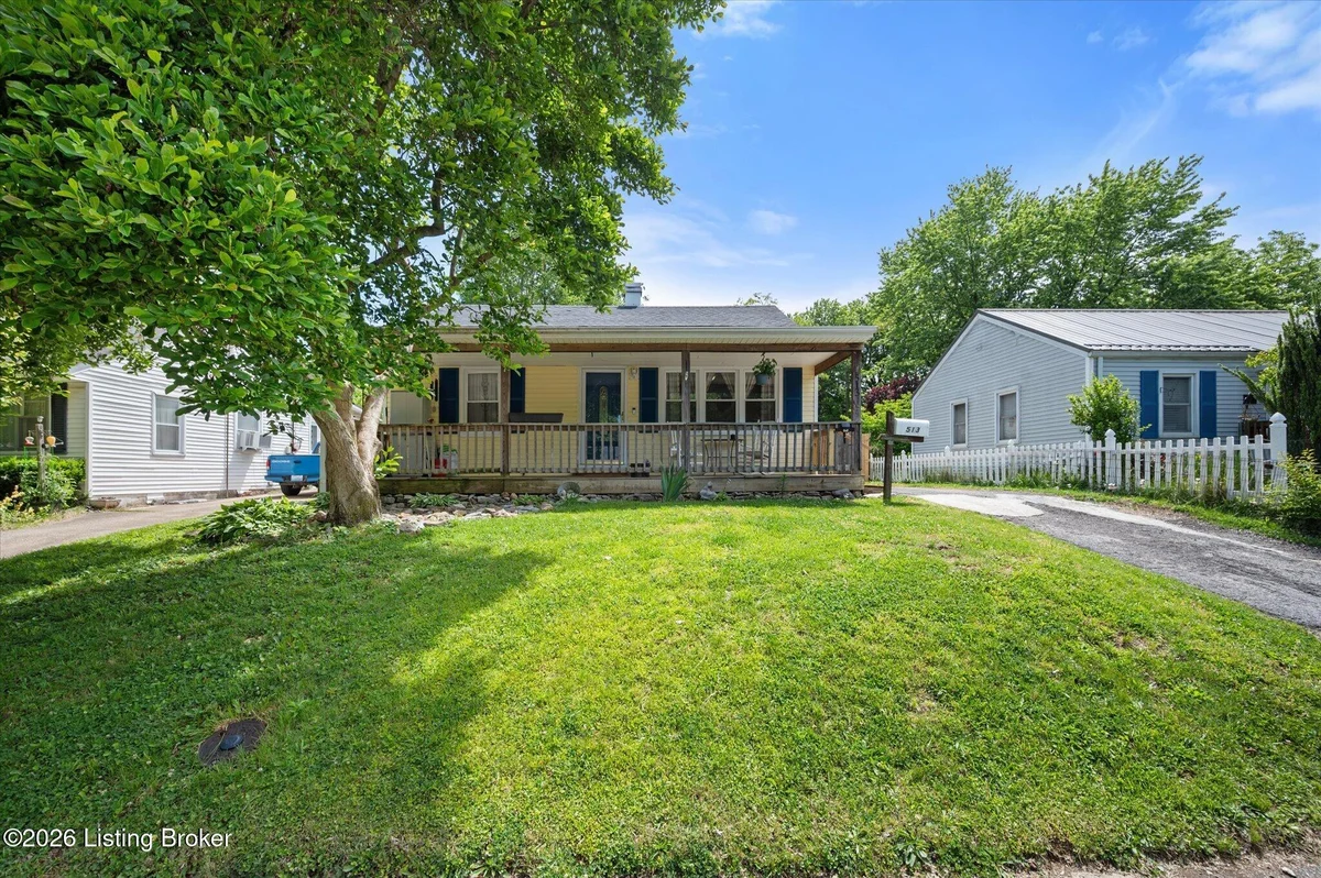 513 Village Dr - Main photo