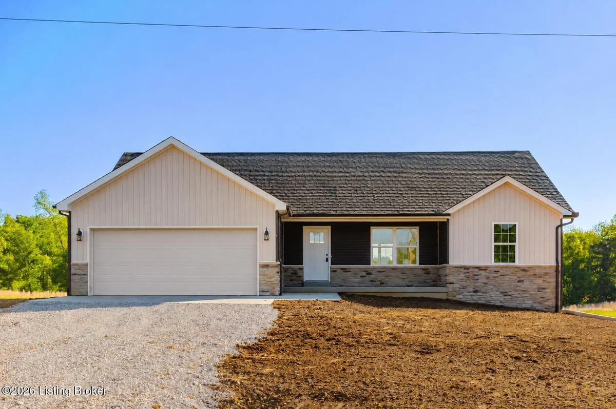 26 Valerie Ct - Main photo