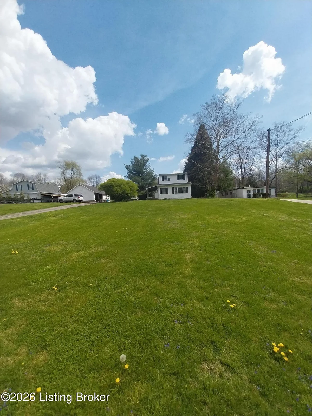 4105 Chenoweth Run Rd - Main photo