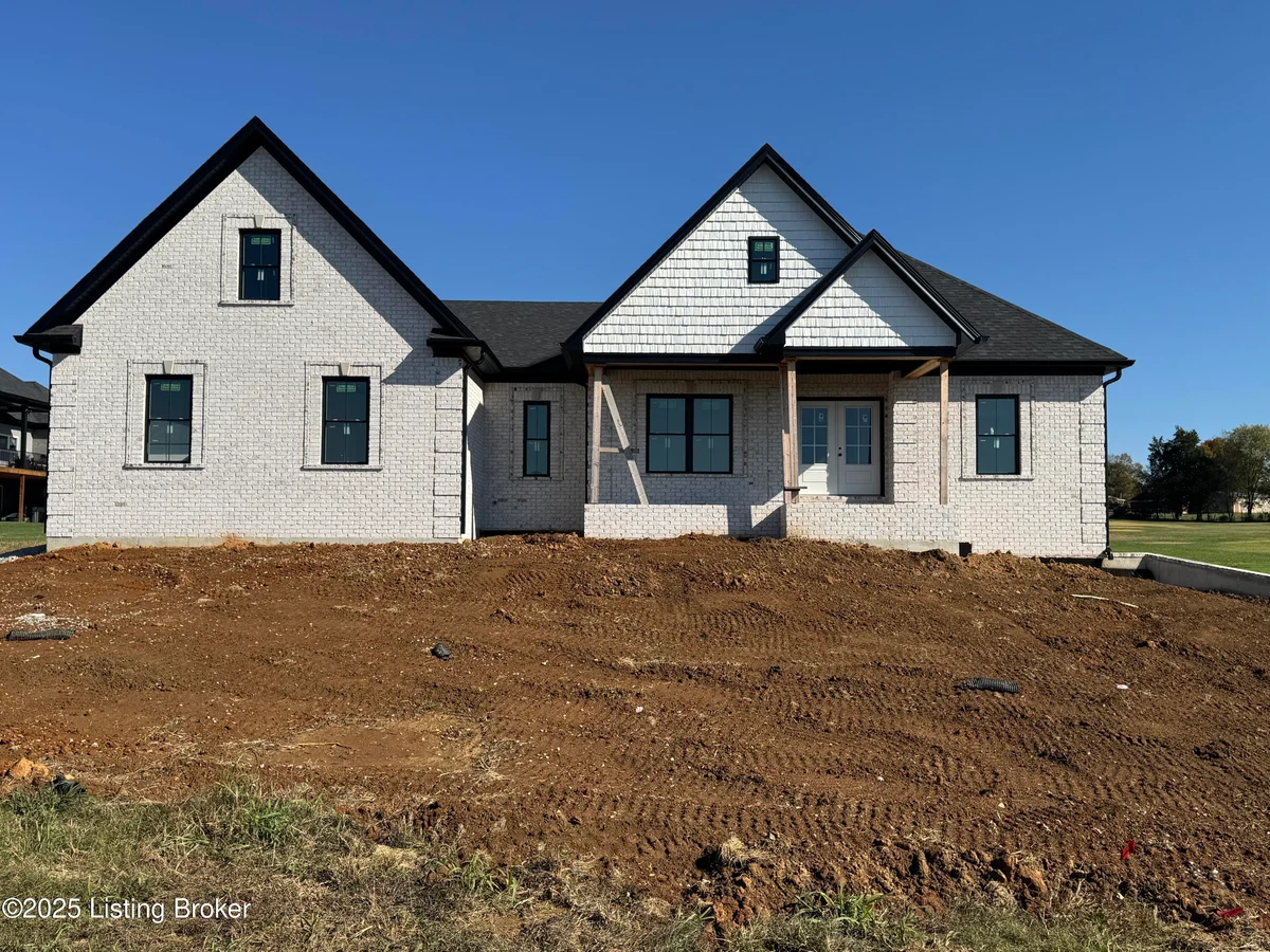 160 Tommy Ct - Main photo