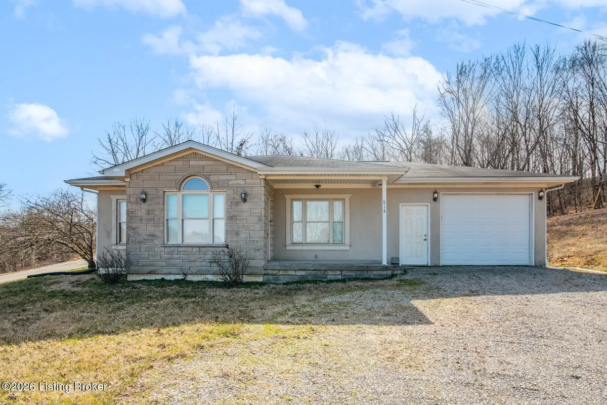 614 Lilac Rd - Main photo