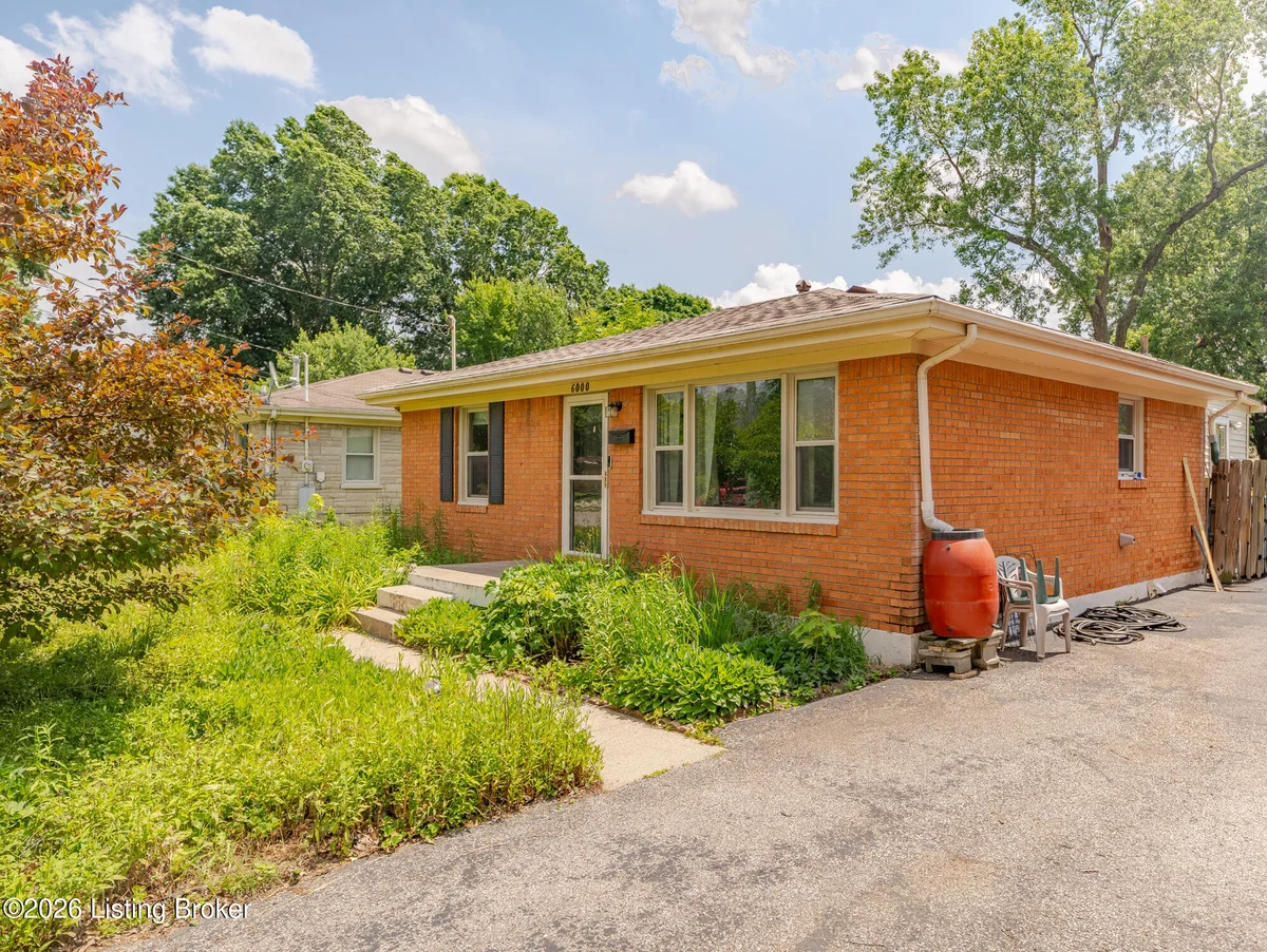 6000 Noah Dr - Main photo