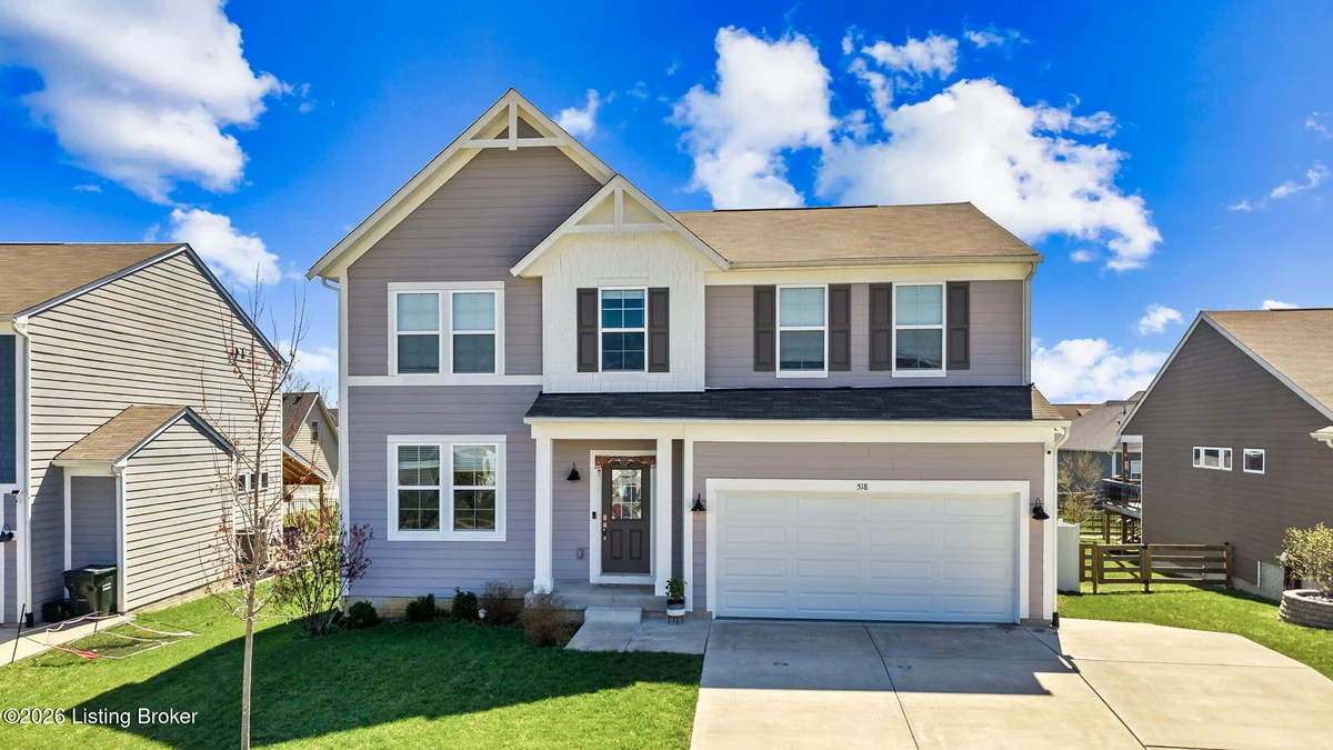 518 Williamsburg Dr - Main photo