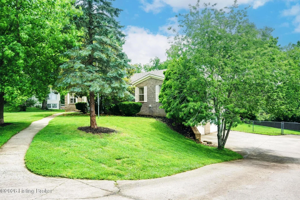 1704 Grange Dr - Main photo