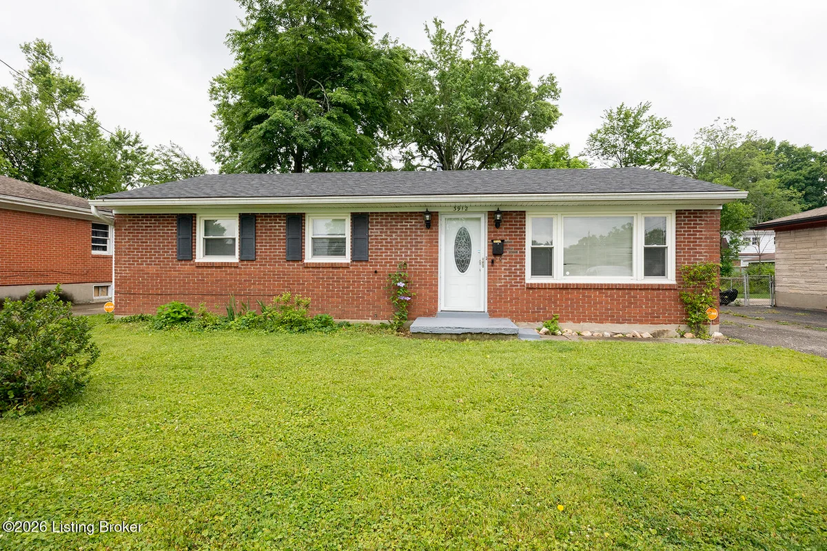 3912 Sparta Dr - Main photo