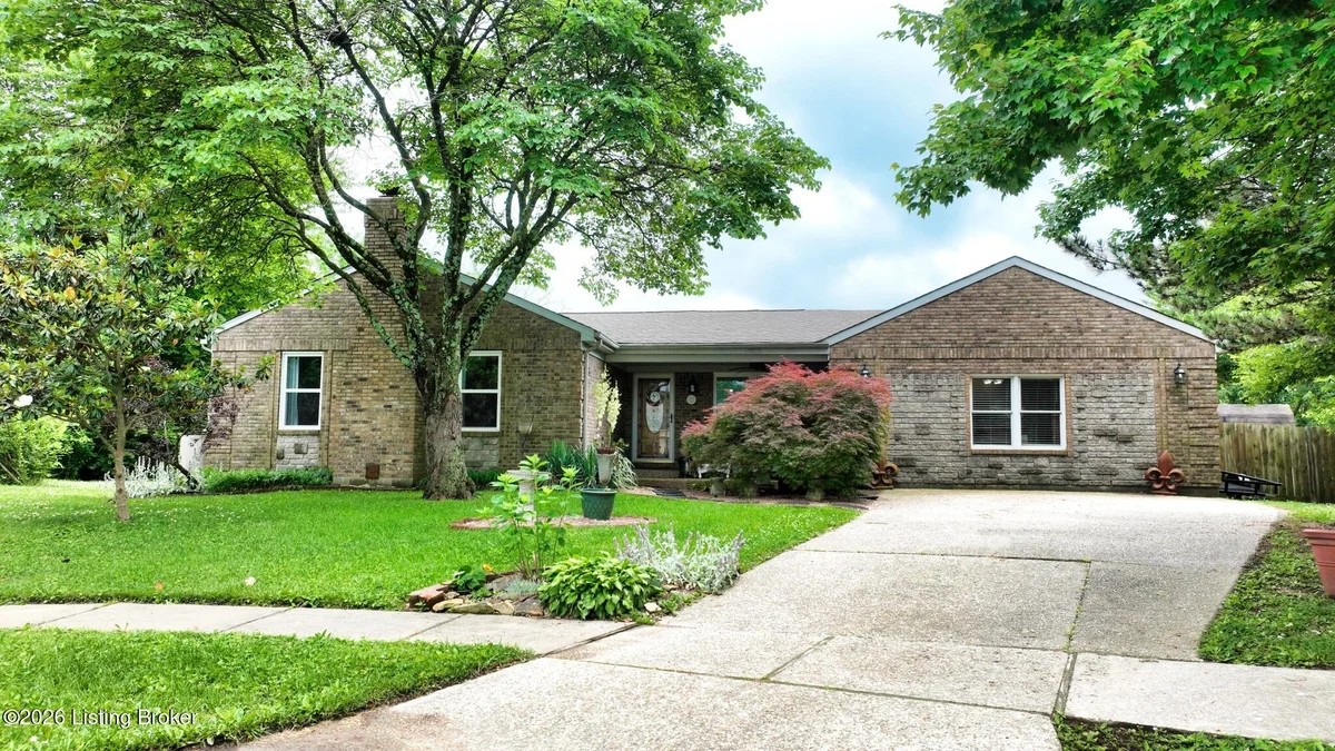 4714 Ridgeway Ct - Main photo