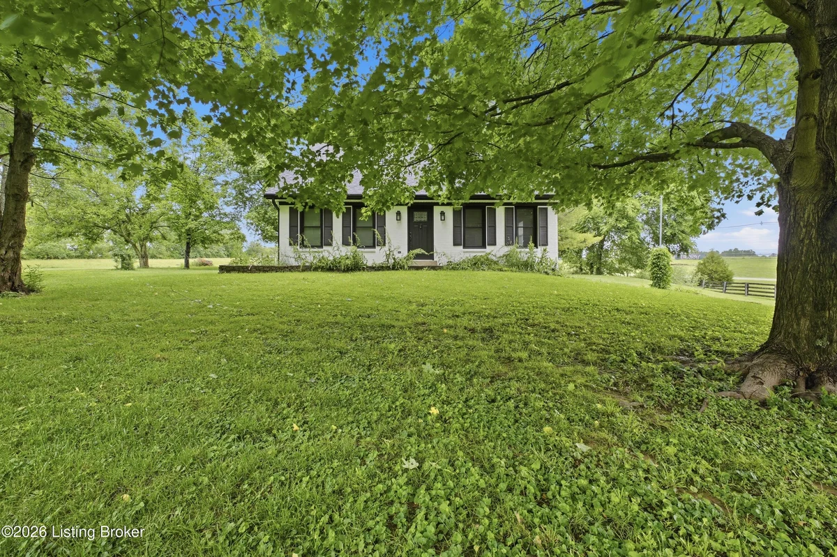 1105 E HWY 22 - Main photo