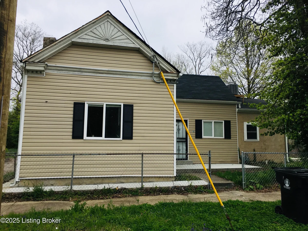 421 S 27th St - Main photo