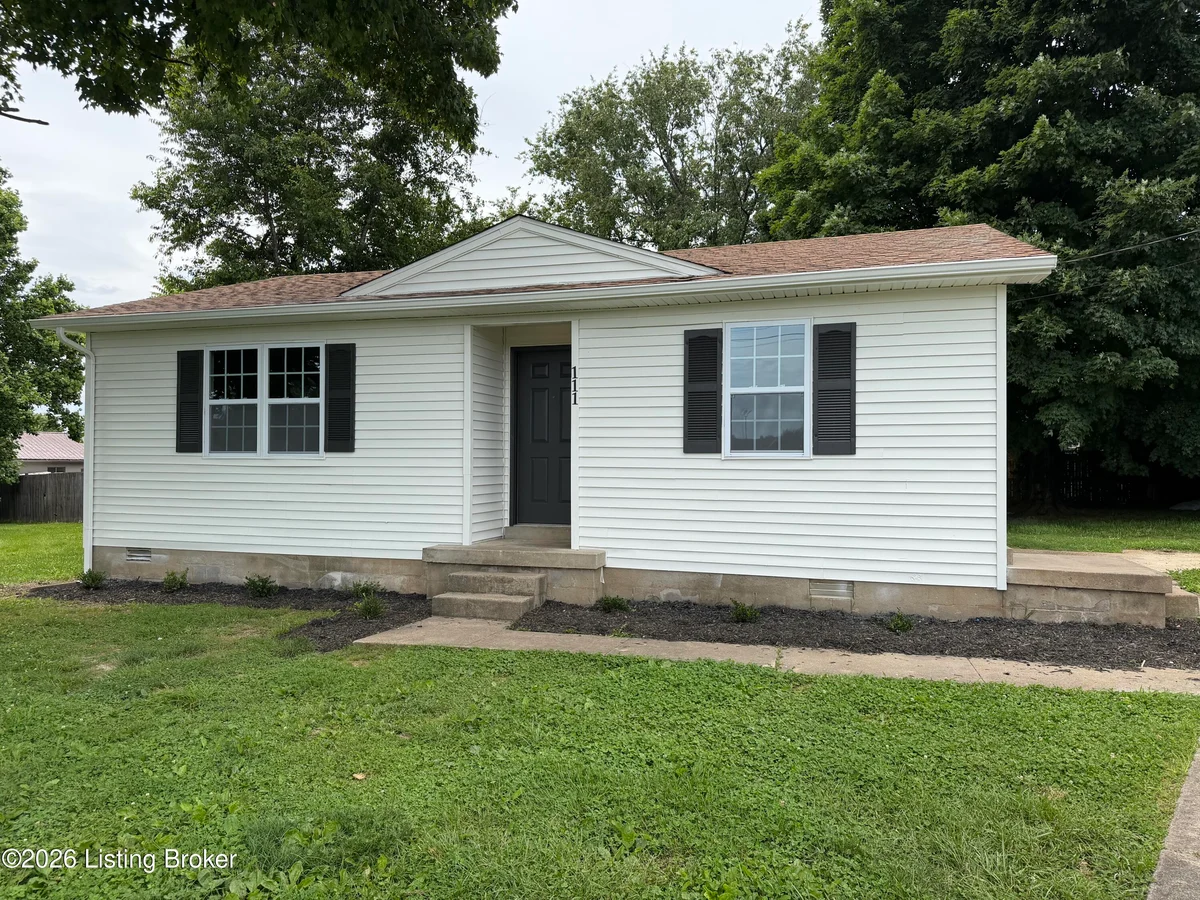111 Evergreen Ct - Main photo